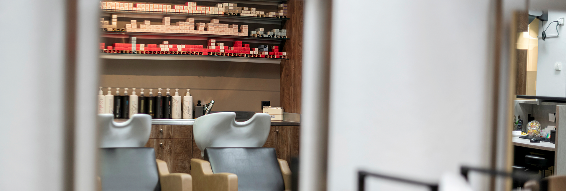 Innenansicht des Salons ARTISTILE